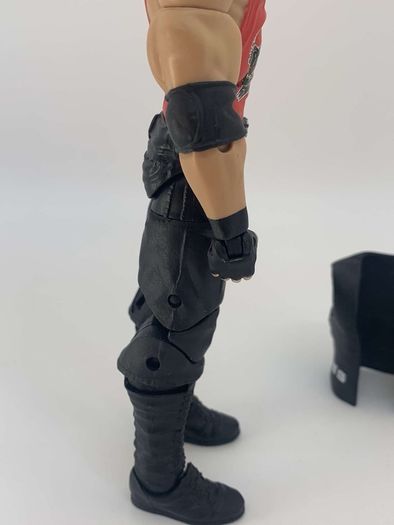 wwe elite series 9 SES Luke Gallows action figure