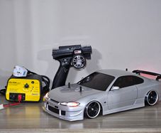 Ready To Run 1/10 RC Drift Nissan S15