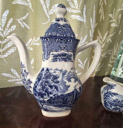 Vintage blue & white coffee pot
