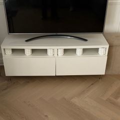 Tv unit