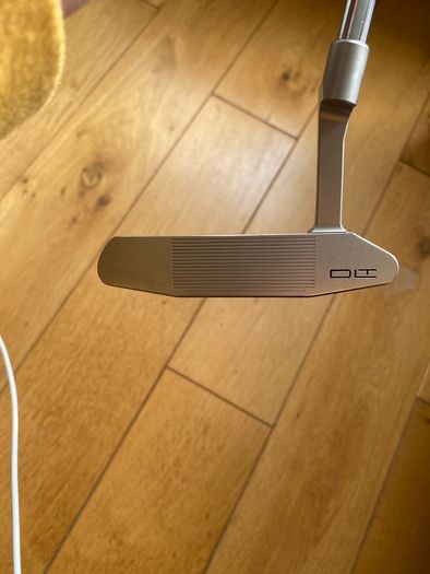 Sik Pro 42" Arm Lock Putter