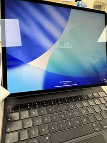 Apple iPad Pro 3rd Gen M1 128GB, Wi-Fi, Cellular unlocked 11 in - Space Grey with Magic keyboard Apple Pencil Bundle