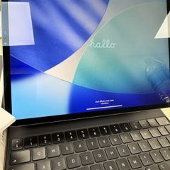 Apple iPad Pro 3rd Gen 128GB, Wi-Fi, Cellular unlocked 11 in - Space Grey with Magic keyboard Apple Pencil Bundle