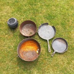 Cast Iron Random Set