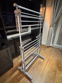 clothes drying rack