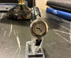 Gucci watch