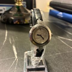 Gucci watch