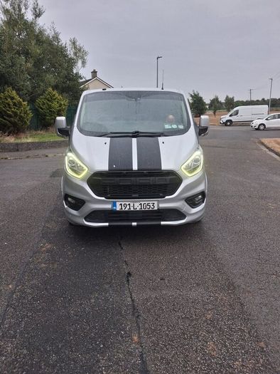 Ford transit custom sport