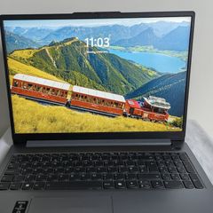 Lenovo IdeaPad slim 3 83E7 pro 16gb and 500gb ssb