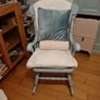 Wooden rocking chair Image 4