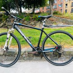 Lightweight aluminium Boardman MX Hybrid Bike