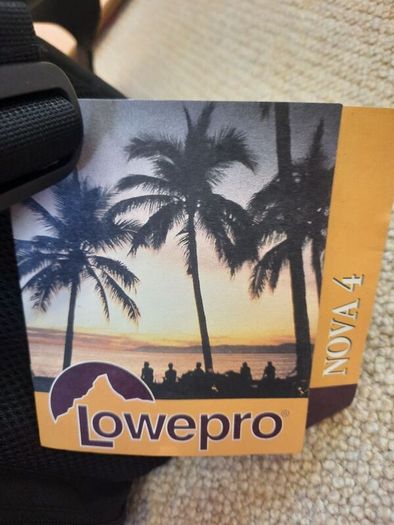 Lowepro Nova 4 Camera Bag