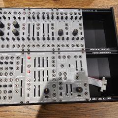 Behringer System 100 with power and travel case