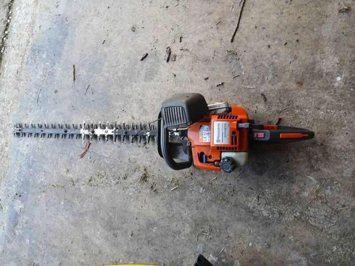 Husqvarna hedge trimmer
