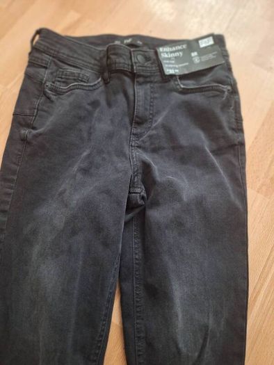 Jeans/Mid Rise Skinny Jeans .. Size 8 UK..36 EU