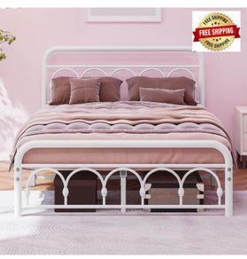 4ft6 Double Bed Frame with High Headboard and Foot