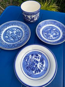 Arklow pottery willow pattern