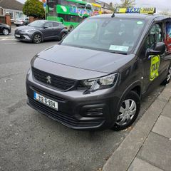 Taxi for rent
