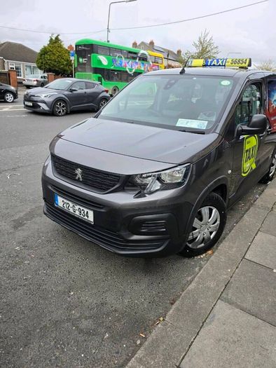 Taxi for rent