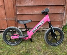 Strider 12 Sport balance bike