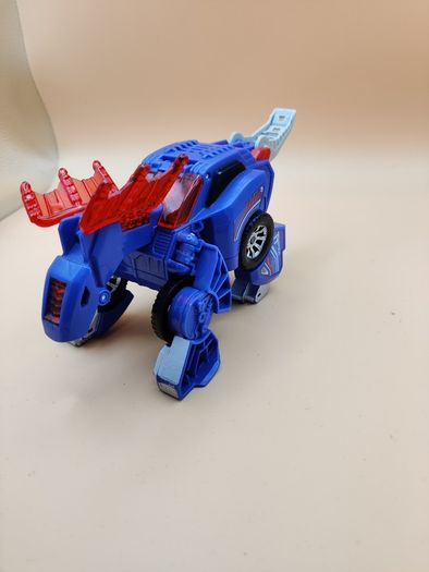 Switch and Go Dinos