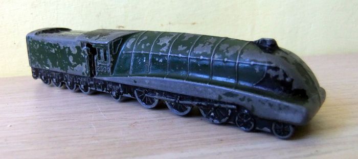 Dinky Meccano Train