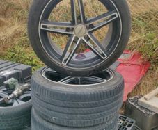 Alloy wheels