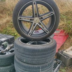 Alloy wheels