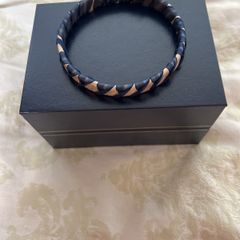 Material Bangle