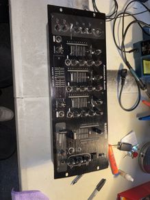 American Audio Q-2422 Preamp Mixer for DJ