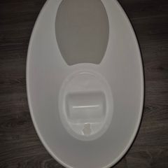 Shnuggle Baby bath