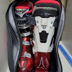 Atomic Elite T3 Ski Boots + Bag Size 10