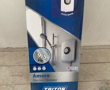 triton Amore electric shower