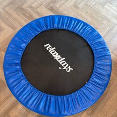 Rebounder trampoline