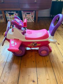 Minnie Mouse Ride-on Aeroplane