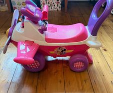 Minnie Mouse Ride-on Aeroplane