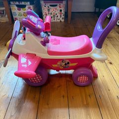 Minnie Mouse Ride-on Aeroplane