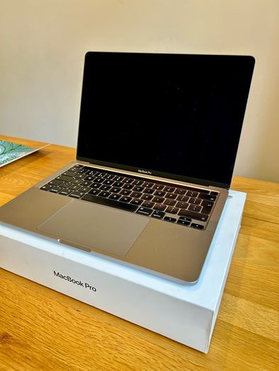 Apple MacBook Pro 13 2020 M1 Chip