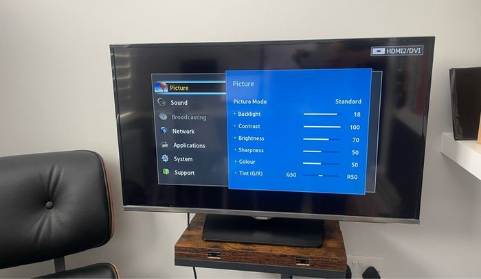 Samsung 32" LED - backlit LCD TV - Full HD