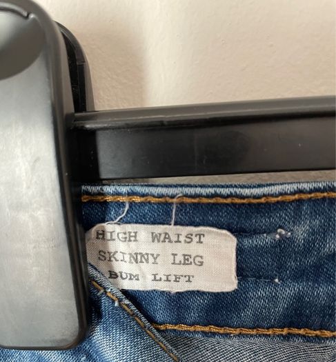 DIESEL JEANS High Waist Skinny Leg Bum Lift Blue Size 26/32!