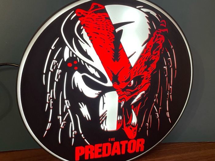 Predator Lightbox