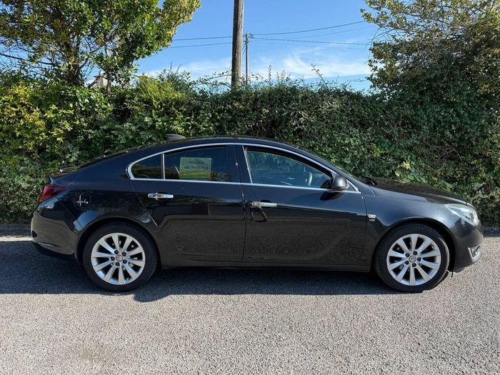 Vauxhall Insignia 2016 Elite / FRESH NCT