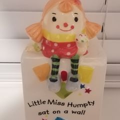money box /piggy bank  Aynsley nursery rhyme collection