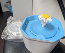 Pet Water Fountain with Carbon Filter and 3 Extra Filters