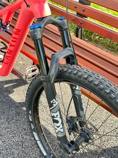Canyon neuron 7