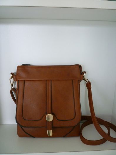 Hand Bag Crossbody Brown Faux Leather Multi Pocket Handbag- Purchased In Carraig Donn
