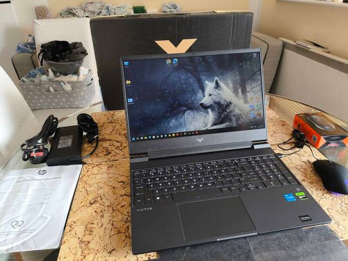 Gaming Laptop Hp Victus i5 13420H 8/12 RTX4050 6GB 16gb DDR4 3200mhz 512GB NVMe PCIE 4.0 15.6" 1080p 144hz Ips 250nits Win11 RGB