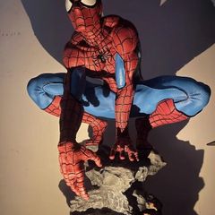 Spiderman statue