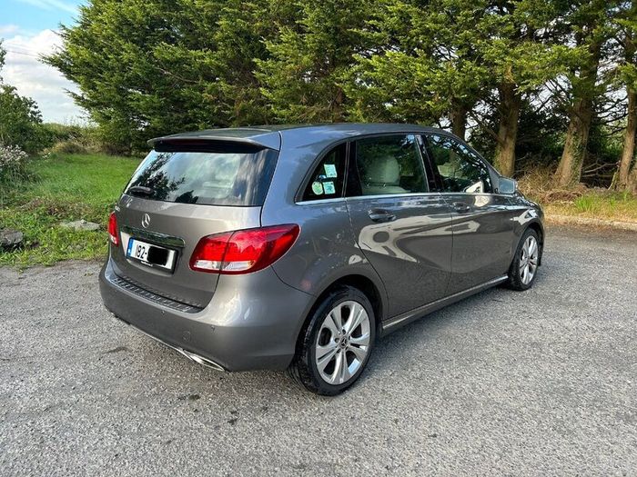 Mercedes-Benz B-Class 2018
