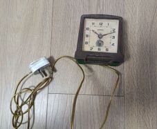 Ferranti Bakelite Electric Clock